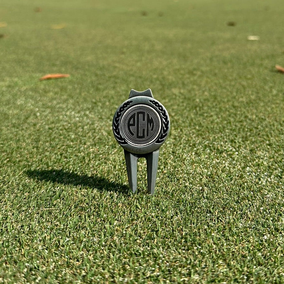 Deluxe Personalized Divot Tool / Hat Clip Golf Ball Marker Set
