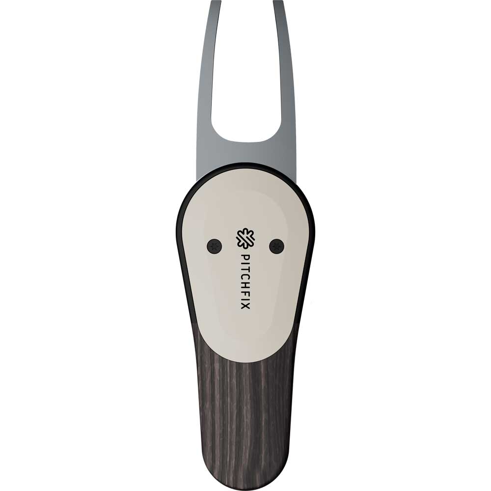 Pitchfix Woodie with Ball Marker