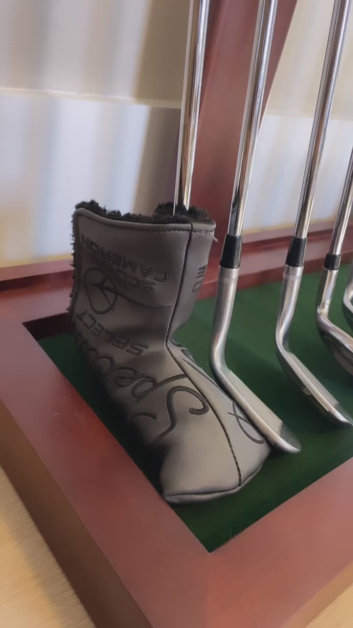 14 Golf Club Floor Display